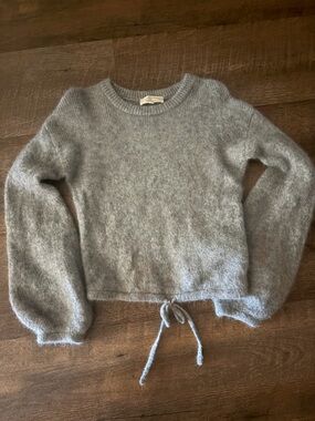 Sezane Heather Gray Cropped Crewneck Sweater with Drawstring